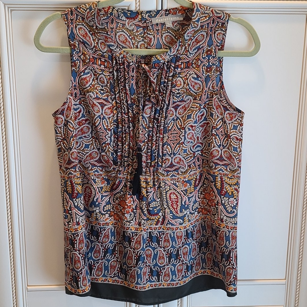 Daniel Rainn Sleeveless Top